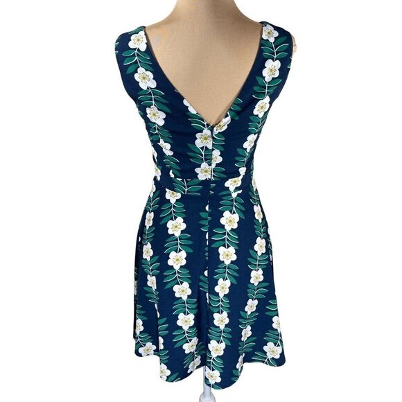Molly Bracken Front Keyhole Fit and Flare Dress Navy White Floral Size XS Extra - Picture 3 of 7